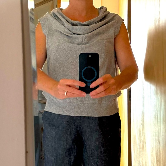Wilt, soft, comfy mid-grey sleeveless tee with cowl neck. L. - Picture 3 of 5